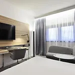 Novotel Centre Gare Готель 4*