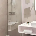 Novotel Centre Gare Hotell 4*