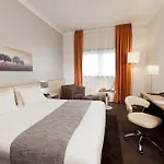 Novotel Centre Gare Готель