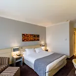 Novotel Centre Gare Готель 4*