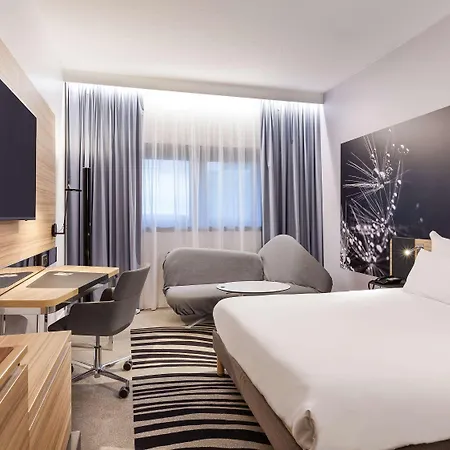 Otel Novotel Centre Gare 4*