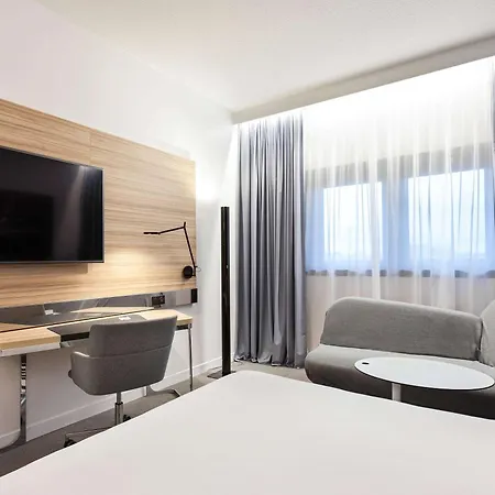 Otel Novotel Centre Gare 4*