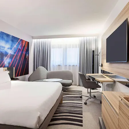 Novotel Centre Gare 4* Tours