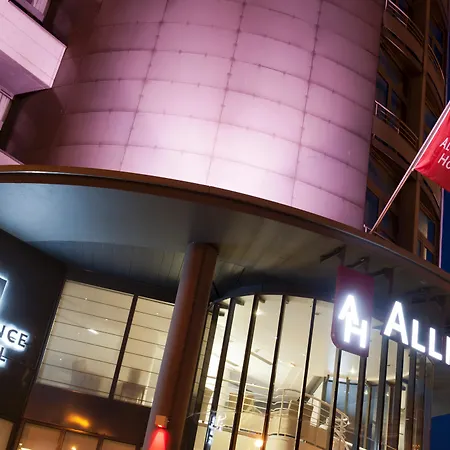 Hotel Novotel Centre Gare 4*