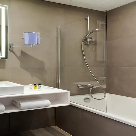 Hotel Novotel Centre Gare 4*