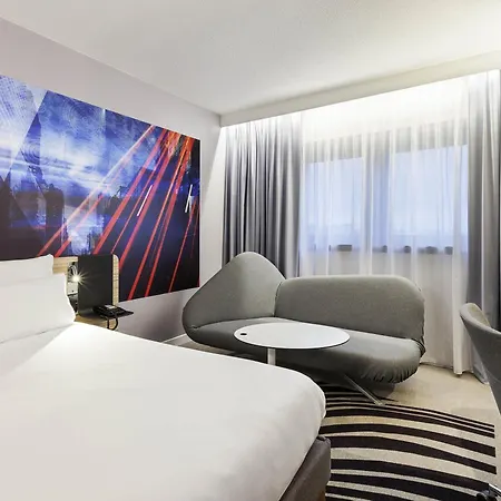 Novotel Centre Gare 4*