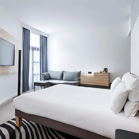 Novotel Centre Gare 4*