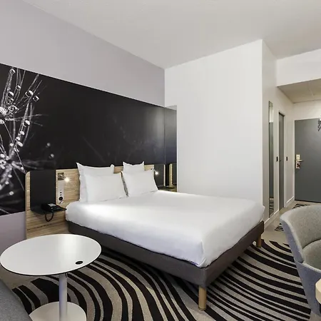 Novotel Centre Gare 4* Тур