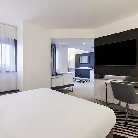 Novotel Centre Gare 4* 투르
