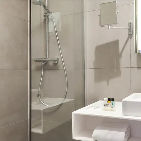 Novotel Centre Gare 4* 투르