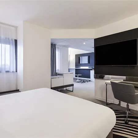 호텔 Novotel Centre Gare