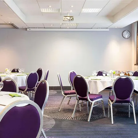 Novotel Centre Gare 호텔 4*