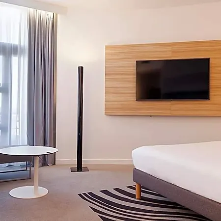 Novotel Centre Gare Hotel 4*