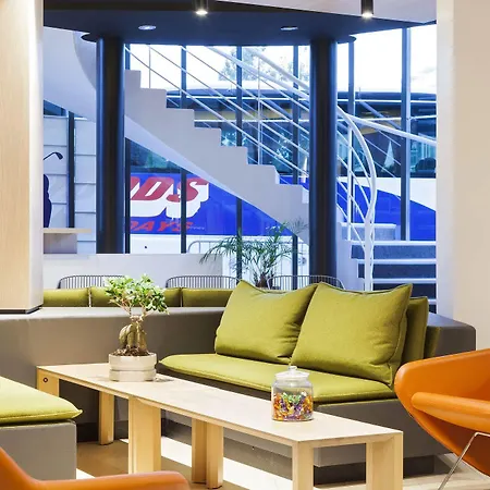 Novotel Centre Gare Otel 4*