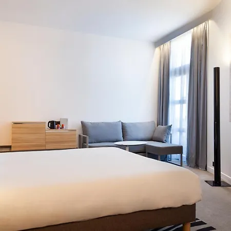 Novotel Centre Gare 4* Τουρ
