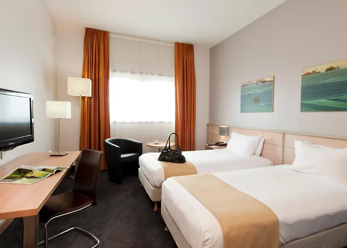 Hotel Novotel Centre Gare 4*