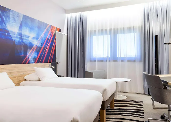 Novotel Centre Gare Otel 4*