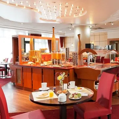 Novotel Centre Gare 4*