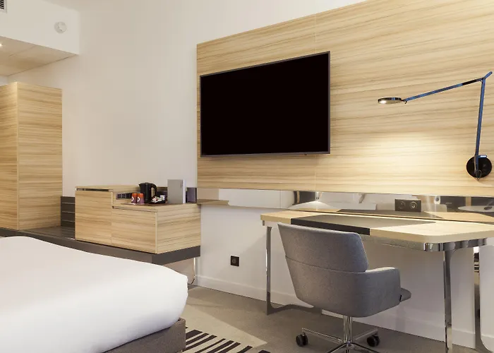 Novotel Centre Gare 4* Tours