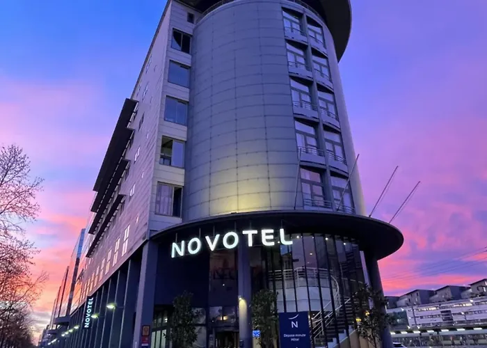 Novotel Centre Gare Otel 4*