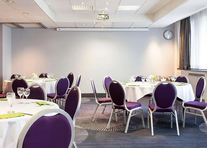 Novotel Centre Gare Otel 4*