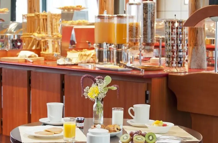 Novotel Centre Gare Hotel